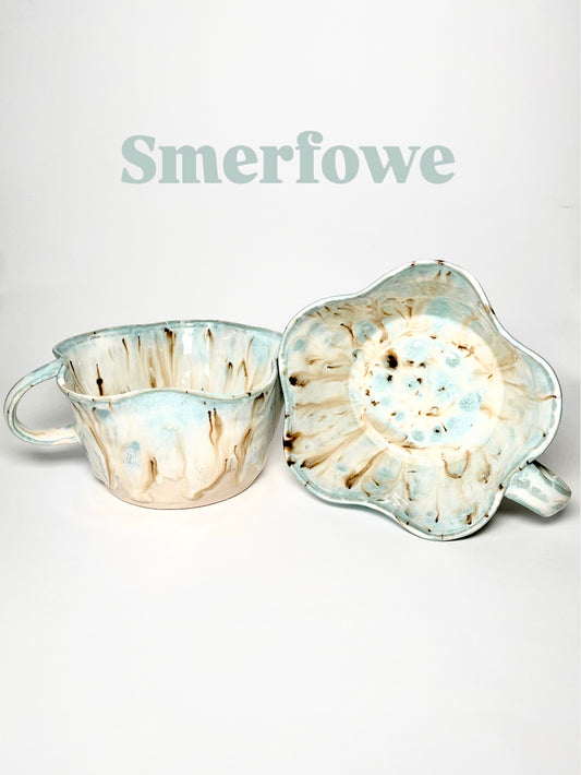 Smerfowe-kubek kwiat